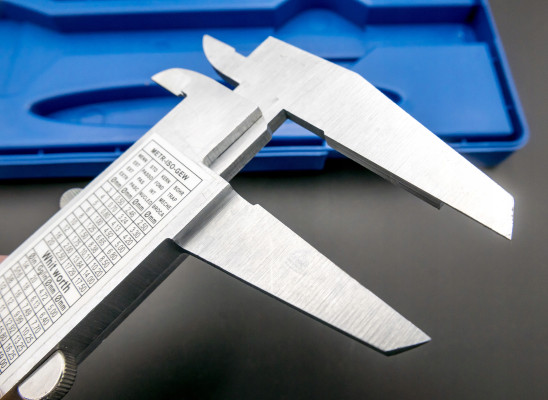 Suwmiarka analogowa Corona/Richmann 200 mm