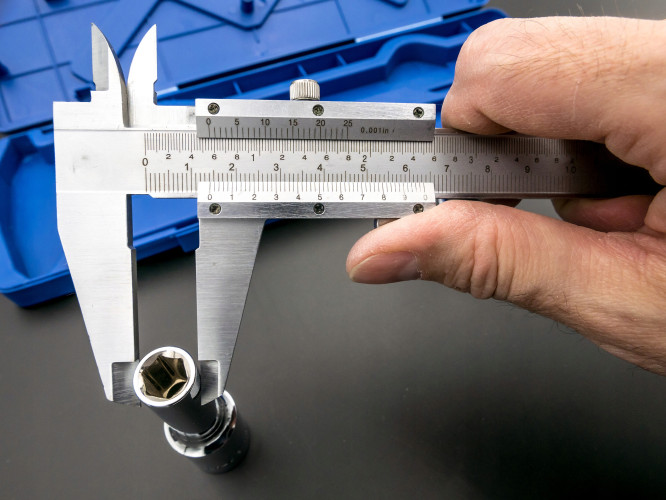 Suwmiarka analogowa Corona/Richmann 200 mm