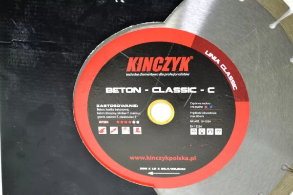 KINCZYK TARCZA BETON CLASSIC-C 300X15X25,4/20