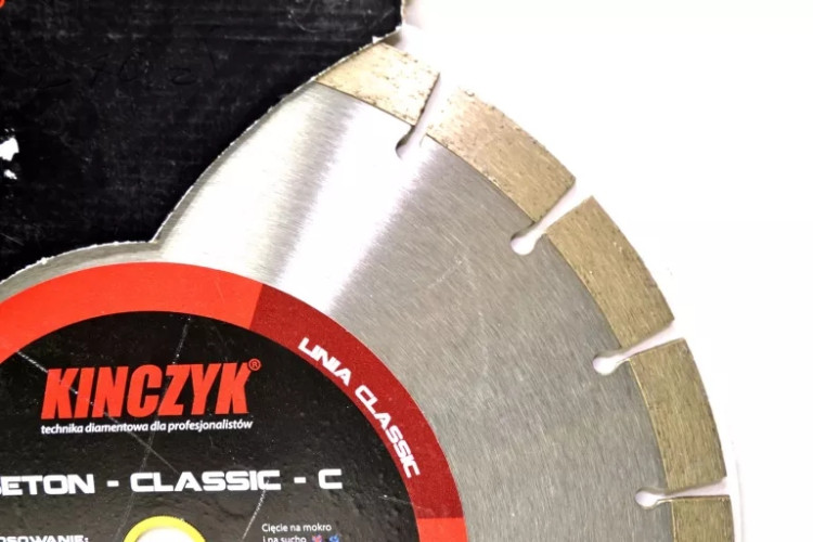 KINCZYK TARCZA BETON CLASSIC-C 300X15X25,4/20